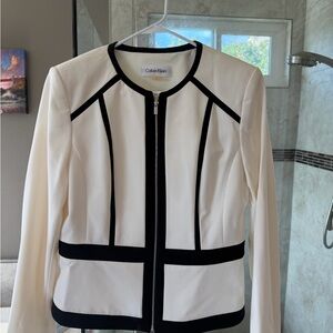 Calvin Klein Women's Contrast Trim Blazer